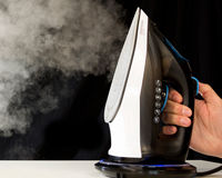 Cordless Steam Iron | Plancha ligera e inalámbrica de Starlyf