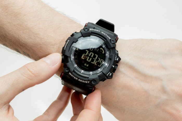 smartwatch brv