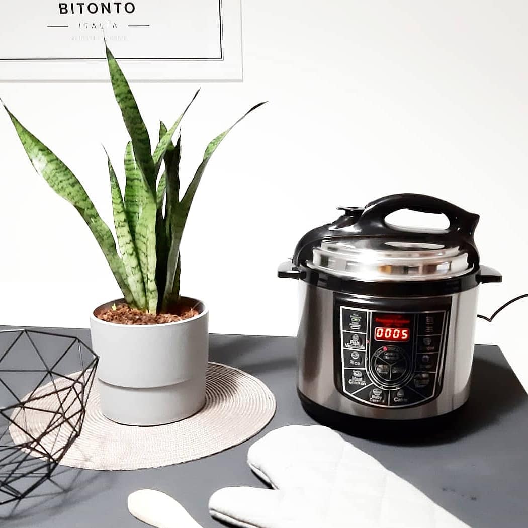 Pressure Cooker